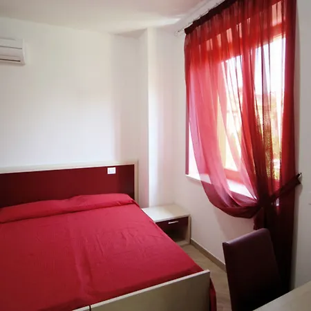 New Acropolis Bed and Breakfast 4*